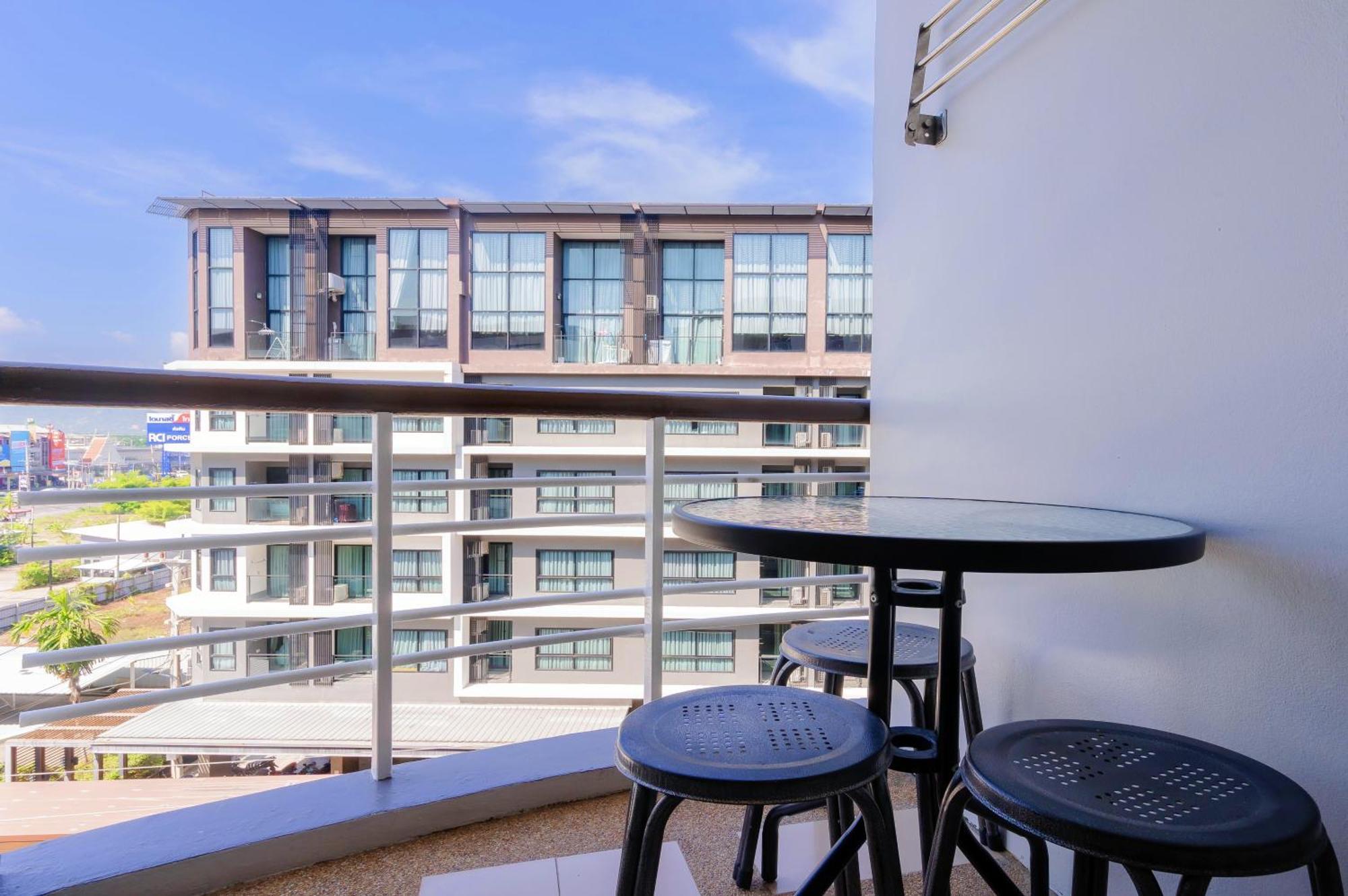 Hua Hin First - Happy Rent Apartamento Exterior foto